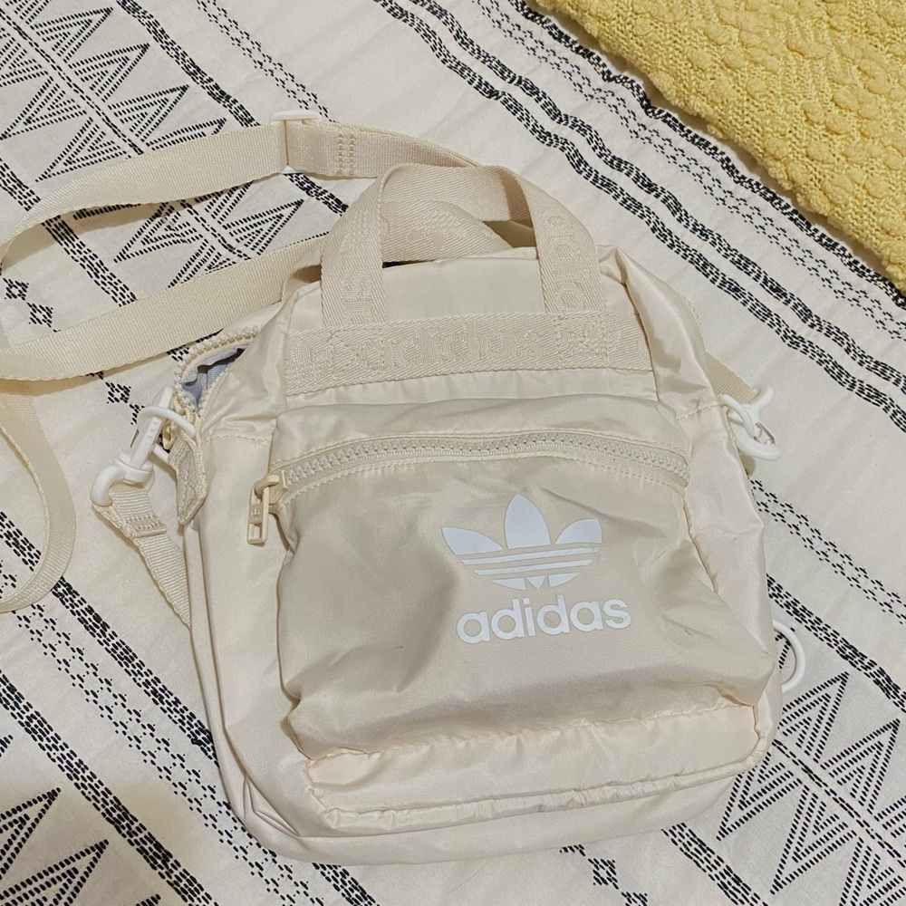 Adidas women’s purse